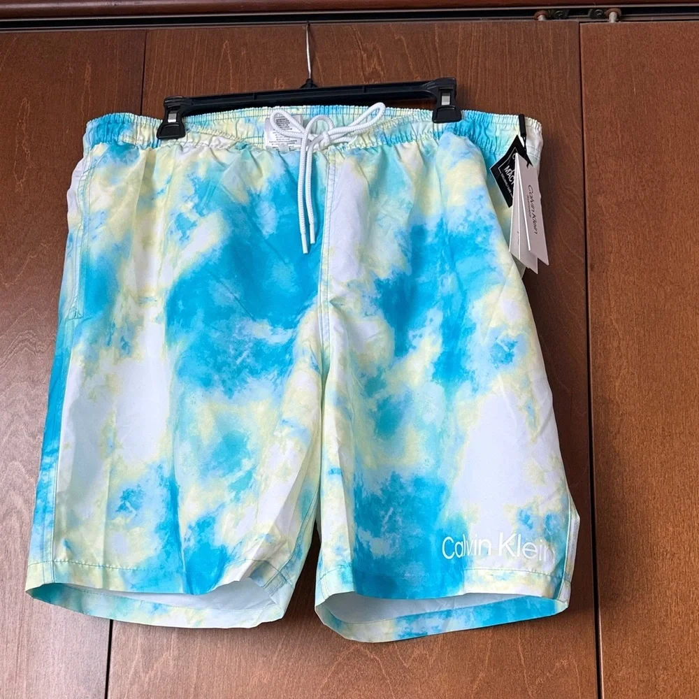 Calvin Klein Men's Tie Dye Blue & Yellow Swim Trunks NWT Sz XL Ret $69.50